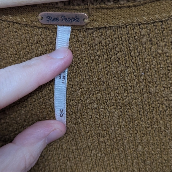 Free People Cropped Textured Cropped Sweater Olive - Picture 8 of 13